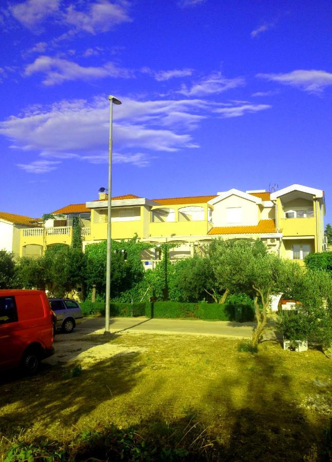 Apartments Dubravka Pirovac Extérieur photo