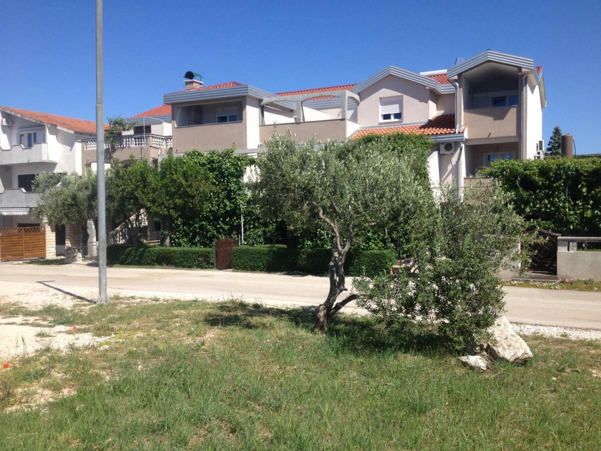 Apartments Dubravka Pirovac Extérieur photo