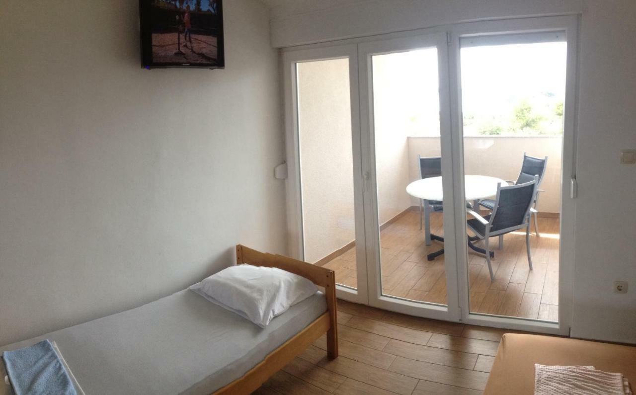 Apartments Dubravka Pirovac Extérieur photo
