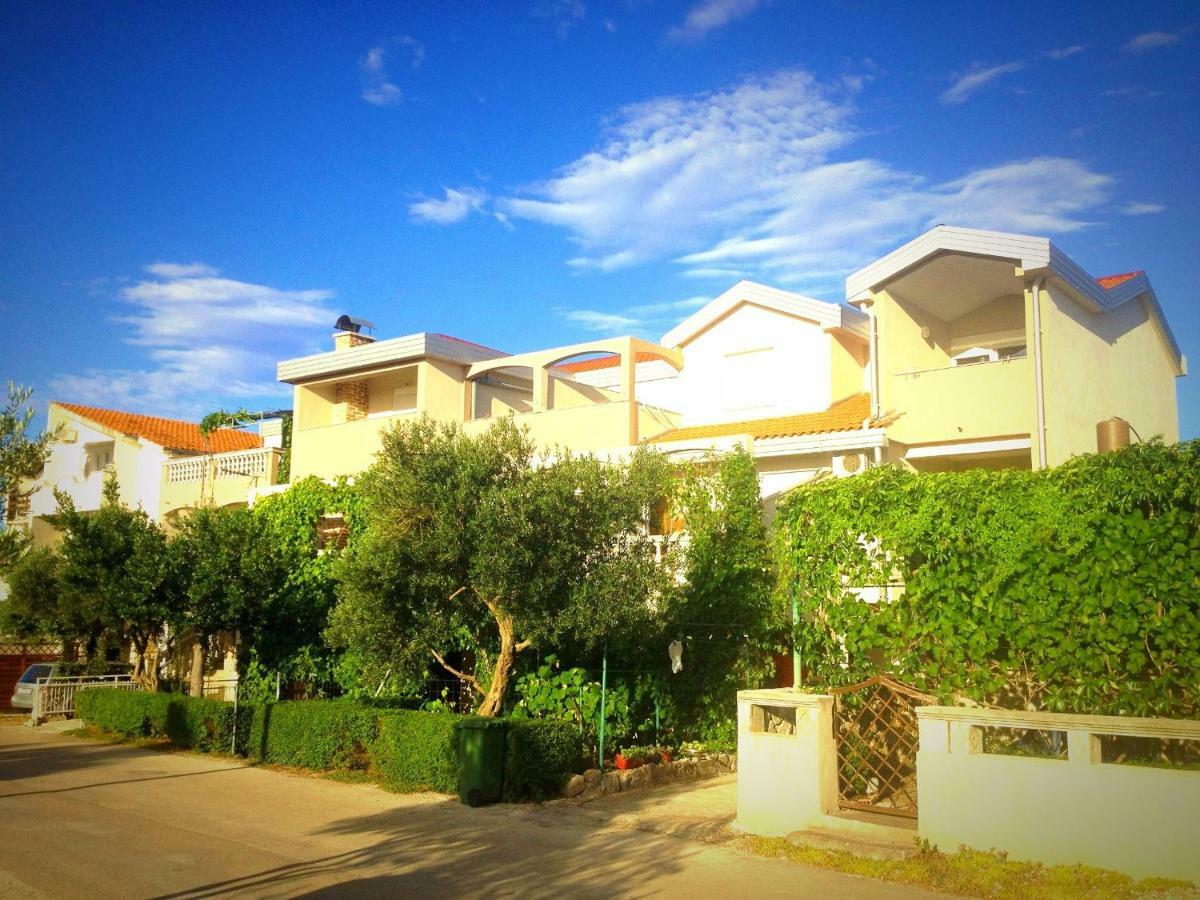 Apartments Dubravka Pirovac Extérieur photo